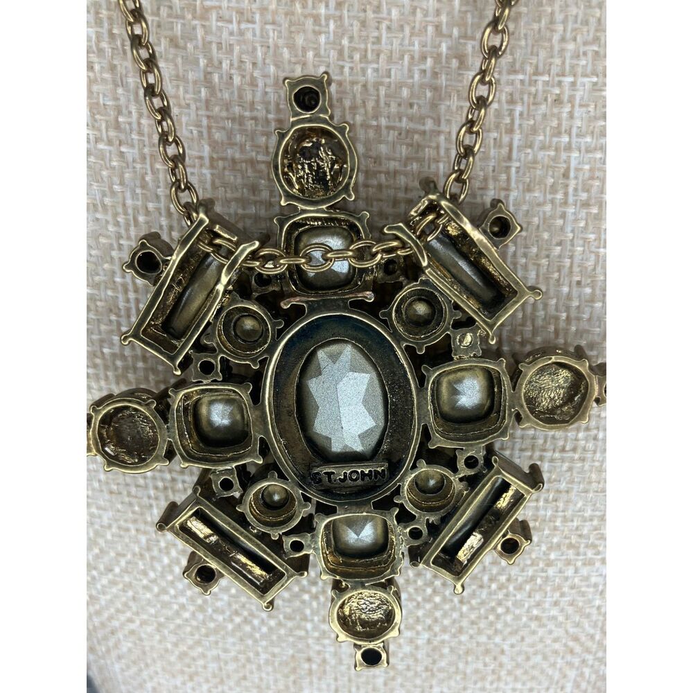 St. John Statement Necklace JWX1643NK Emerald Crystal Pearl Gold Pendant - Picture 4 of 9
